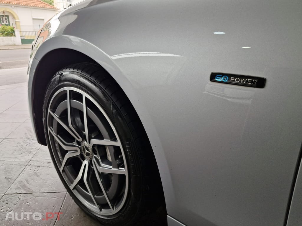 Mercedes-Benz E 300 De AMG Line