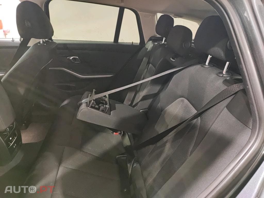 BMW 330 e Corporate Edition Auto