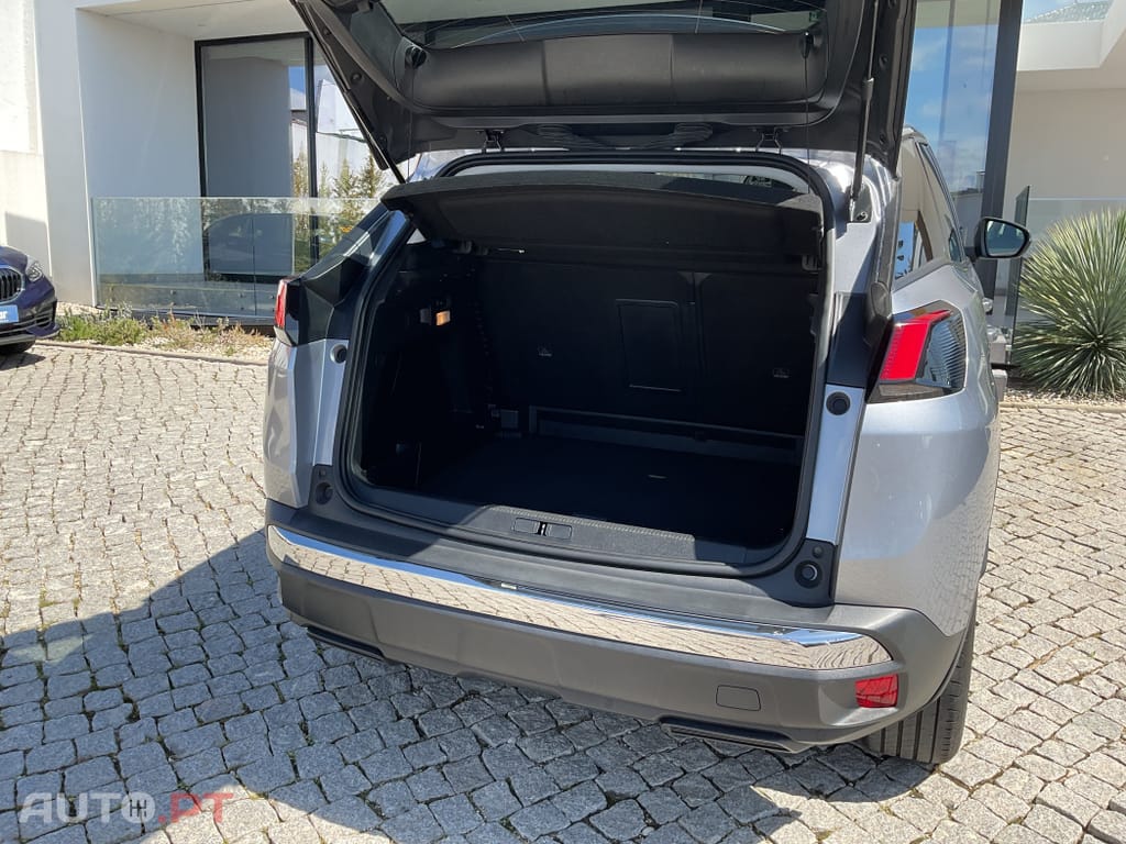 Peugeot 3008 1.5 BlueHDi Allure