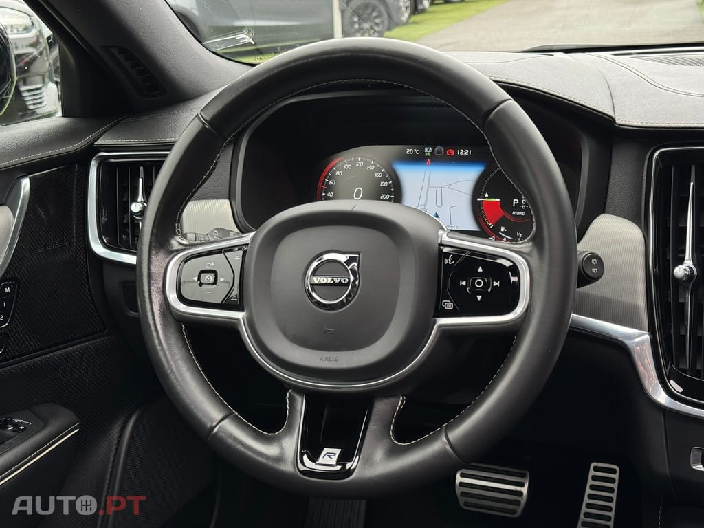 Volvo V90 2.0 T8 PHEV R-Design AWD