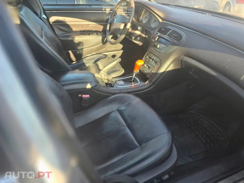 Peugeot 607 2.2 HDi Ebène Automatic