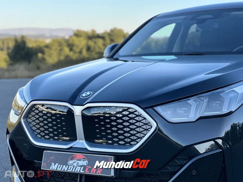 BMW iX2 eDrive20