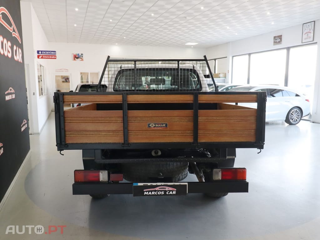 Toyota Hilux 2.4D LN105L CX MADEIRA
