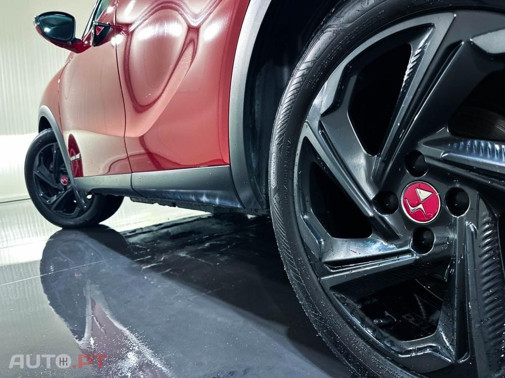 DS DS3 Crossback E-Tense Performance Line +
