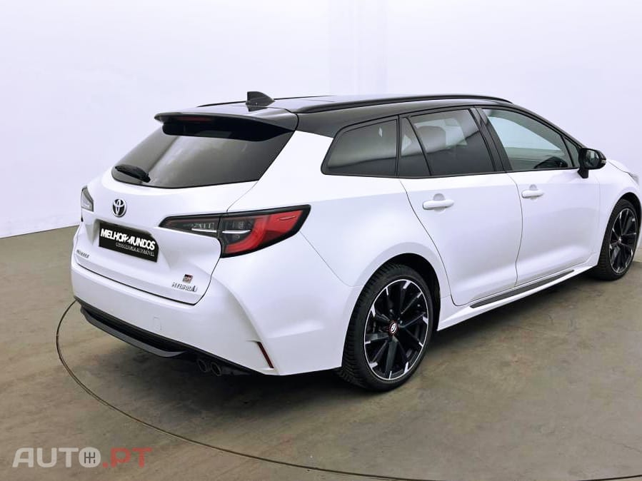 Toyota Corolla Touring Sports 2.0 Hybrid GR Sport