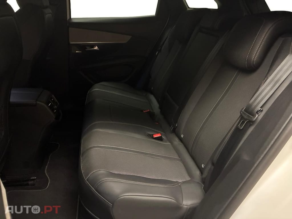 Peugeot 3008 1.6 Hybrid GT e-EAT8