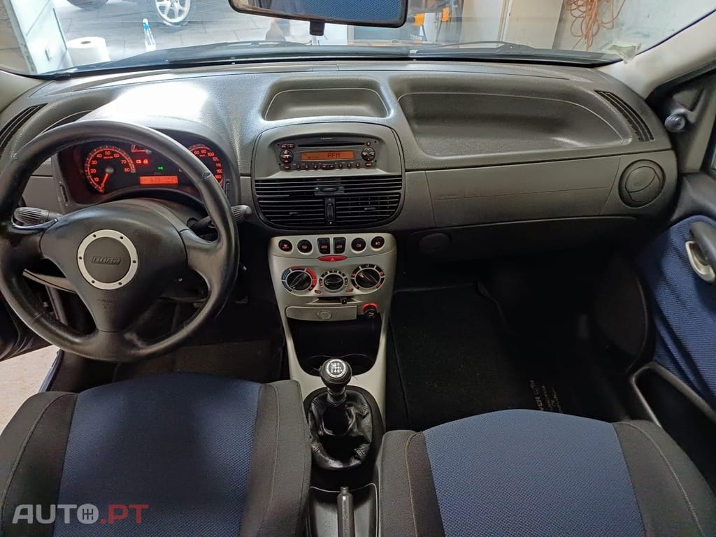 Fiat Punto 1.2 16V 80 Sport