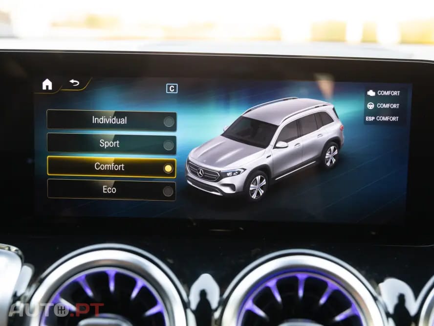 Mercedes-Benz EQB 300 4Matic AMG Line