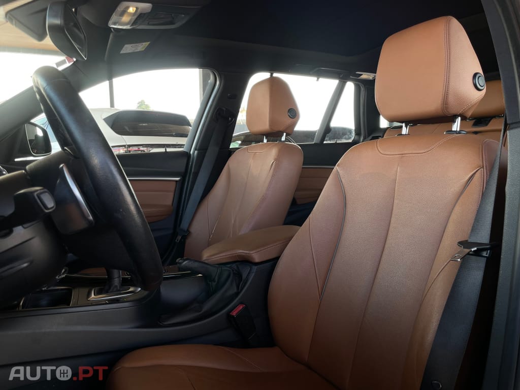 BMW 320 d Touring Line Luxury Auto