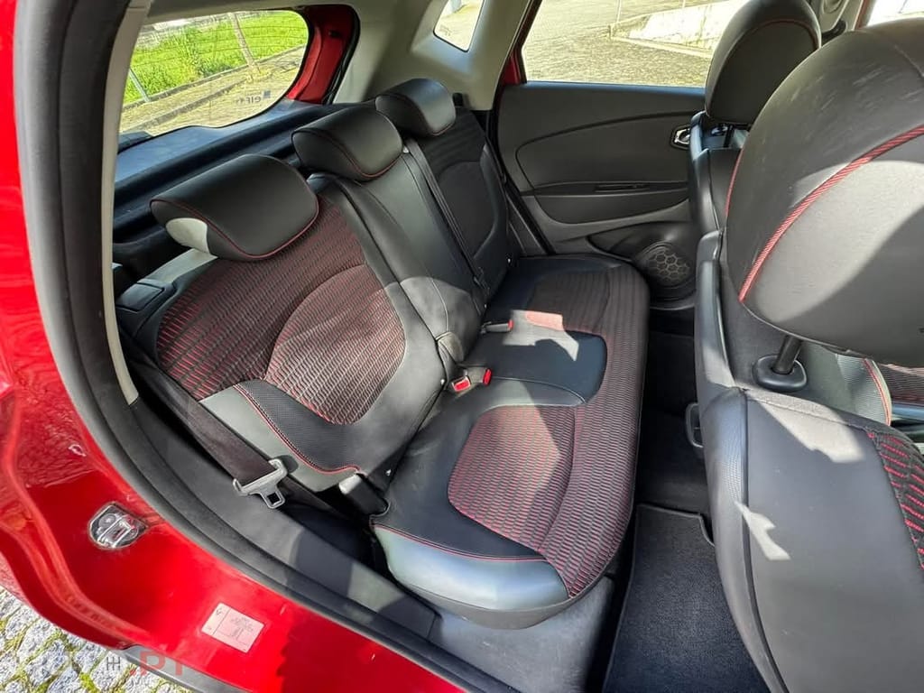 Renault Captur 1.2 TCe Exclusive EDC