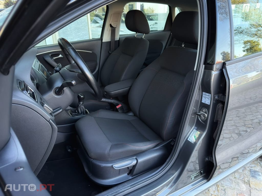 Volkswagen Polo 1.0 Lounge