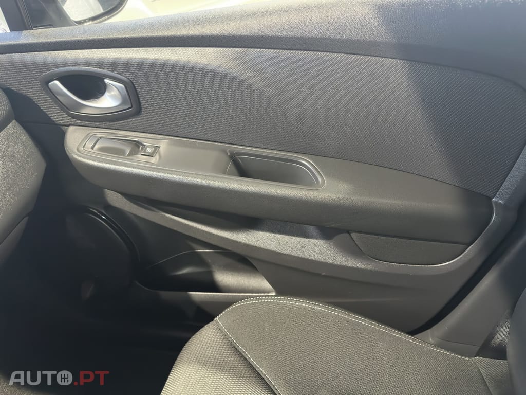 Renault Clio Sport Tourer 0.9 TCe Limited