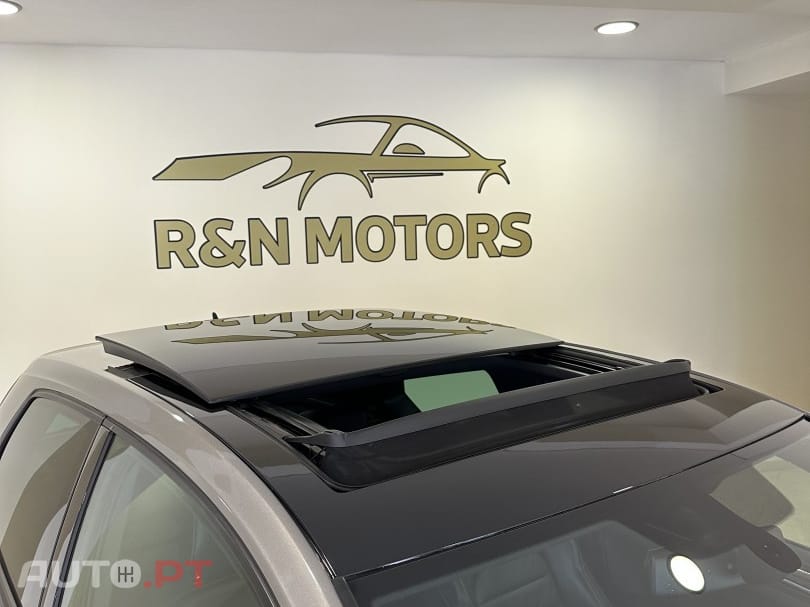 Volkswagen Golf R 2.0 TSI OPF 4Motion DSG