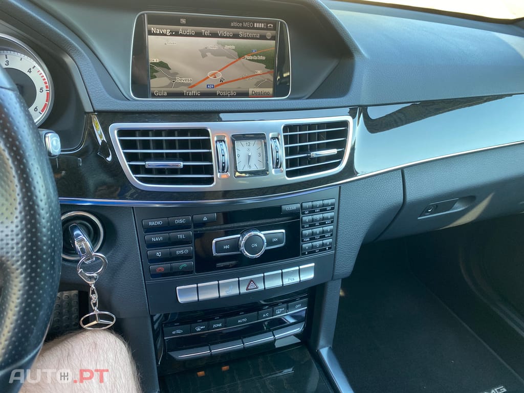 Mercedes-Benz E 300 Bluetech Hibrid