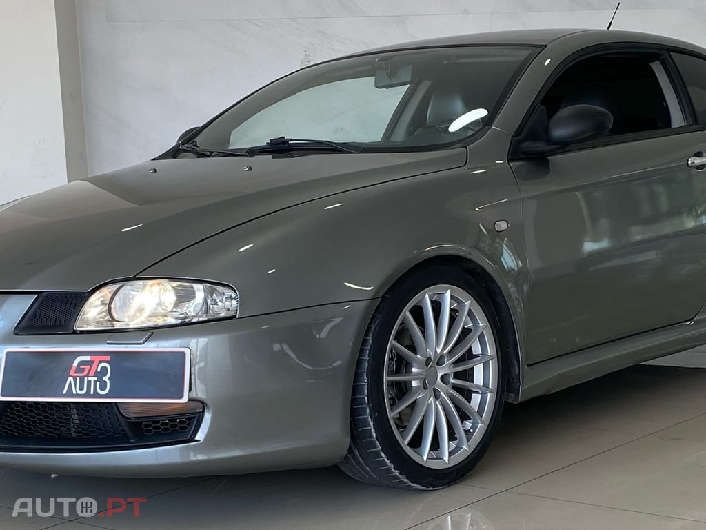 Alfa Romeo GT 1.9 JTD M-JET Q2