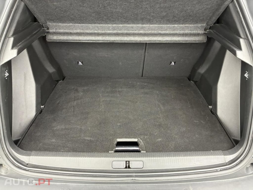 Peugeot 2008 1.2 PureTech Allure