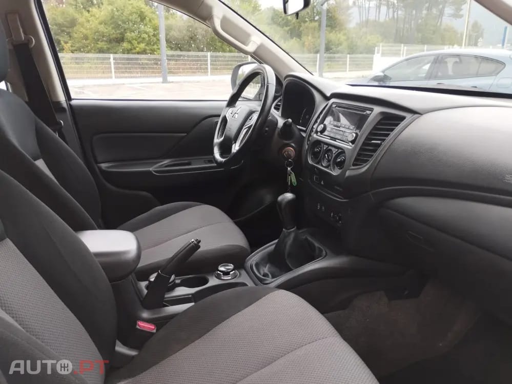 Mitsubishi L200 2.3 DI-D Space Cab Invite 4WD