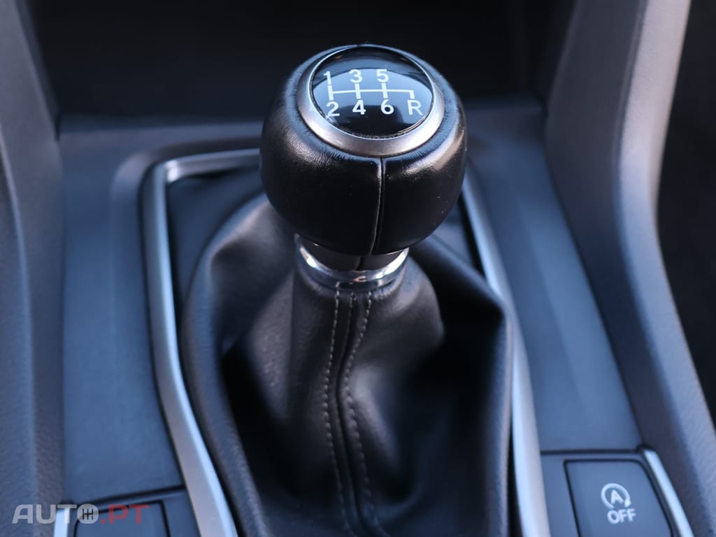 Honda Civic Elegance Navi