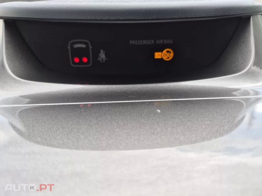 Toyota iQ 1.0 VVT-i Essential+AC