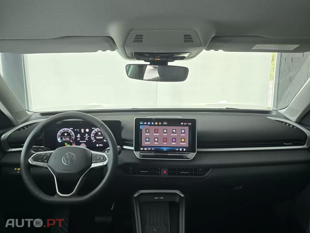 Volkswagen T-Roc 1.5 eTSI Trend DSG