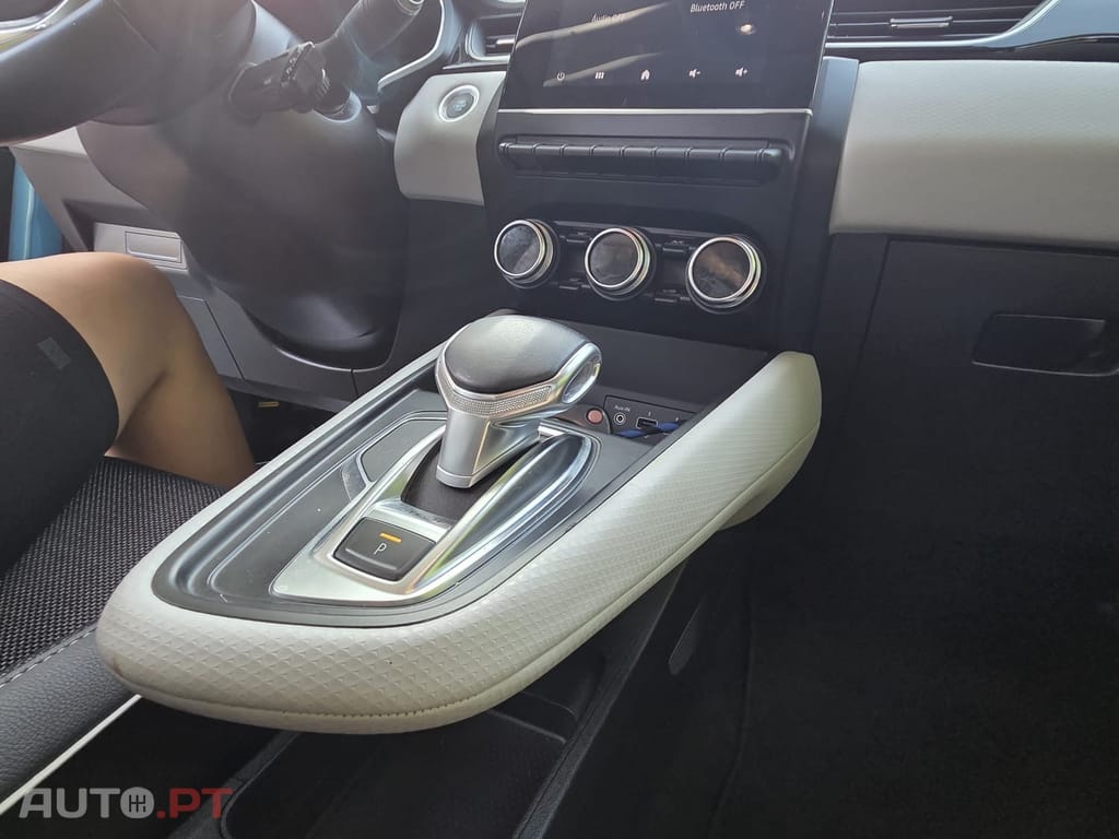 Renault Captur 1.6 E-Tech Full Hybrid Techno