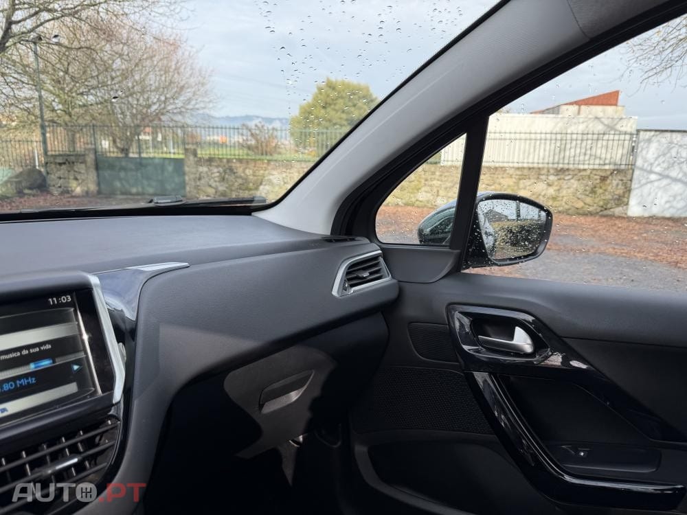 Peugeot 208 1.4 HDi Active