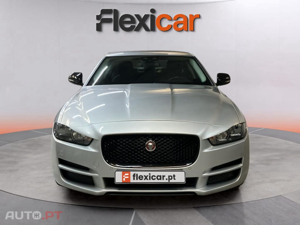 Jaguar XE 2.0 Diesel Pure