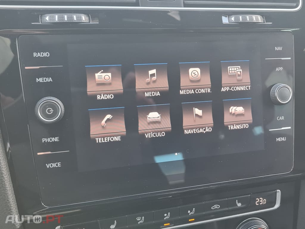 Volkswagen Golf 1.6 TDI R-Line DSG