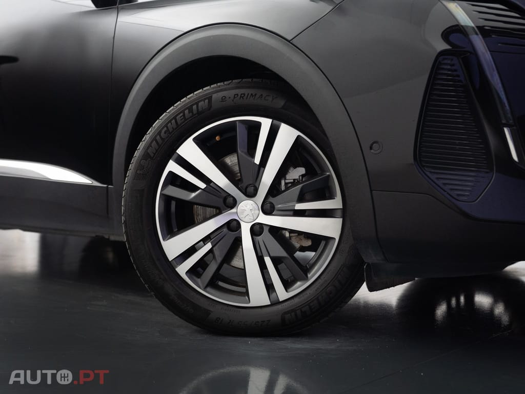 Peugeot 3008 1.6 Hybrid Allure e-EAT8