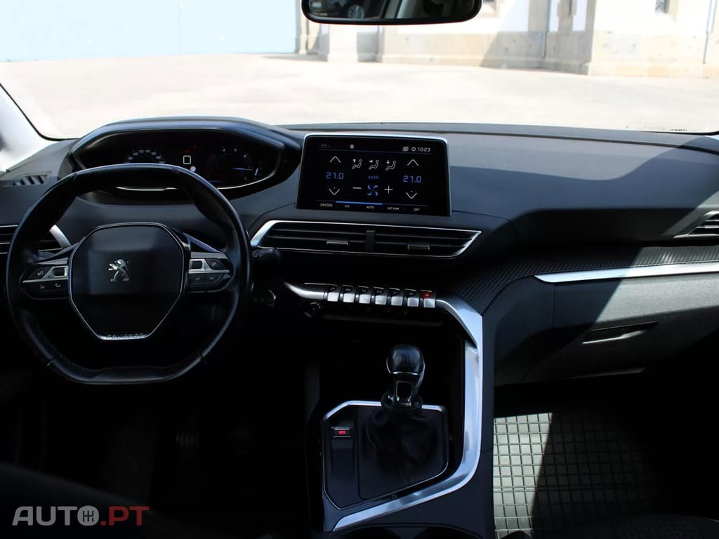 Peugeot 3008 1.6 BlueHDi Active