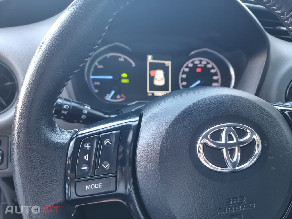 Toyota Yaris 1.5 HSD Comfort+P.Style