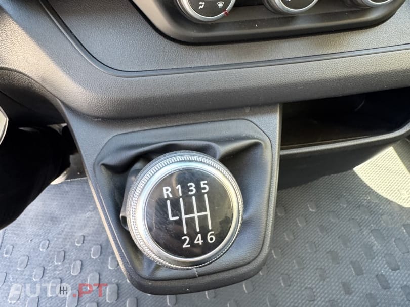 Renault Trafic 2.0 Blue dCi L2 Grand Equilibre