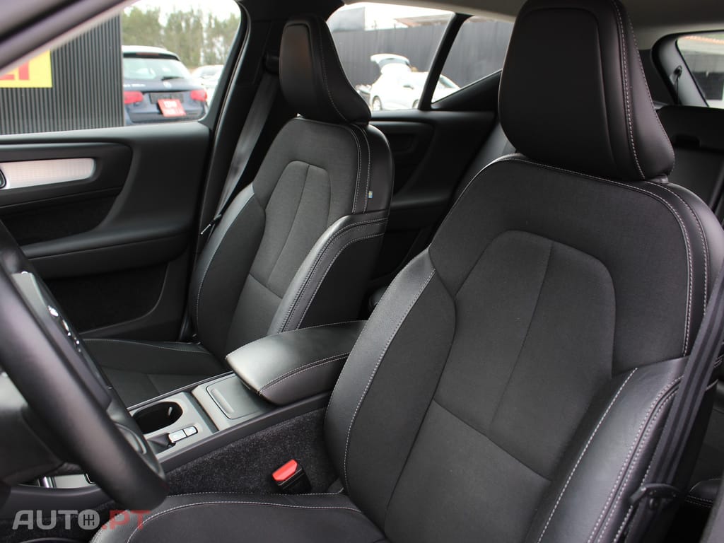 Volvo XC40 2.0 D3 Momentum Plus Geartronic
