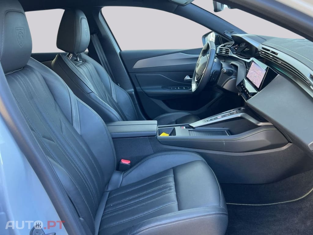 Peugeot 408 GT EAT8