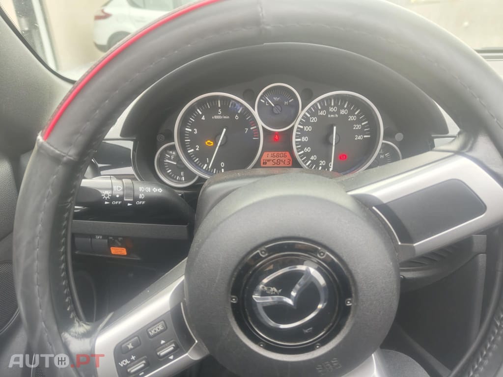 Mazda MX-5 MZR Sport 2.0