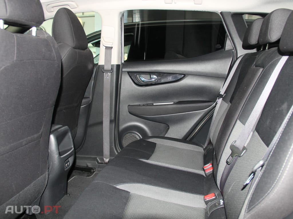 Nissan Qashqai 1.5 dCi N-Connecta