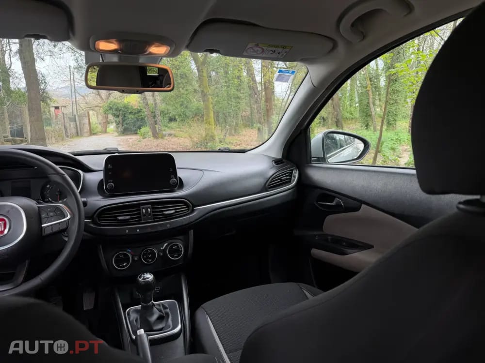 Fiat Tipo 1.3 M-Jet Lounge