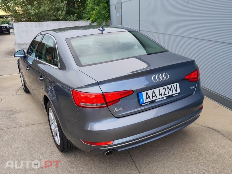 Audi A4 Limousine