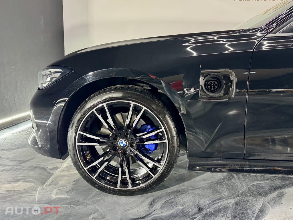 BMW 320 e Touring Auto