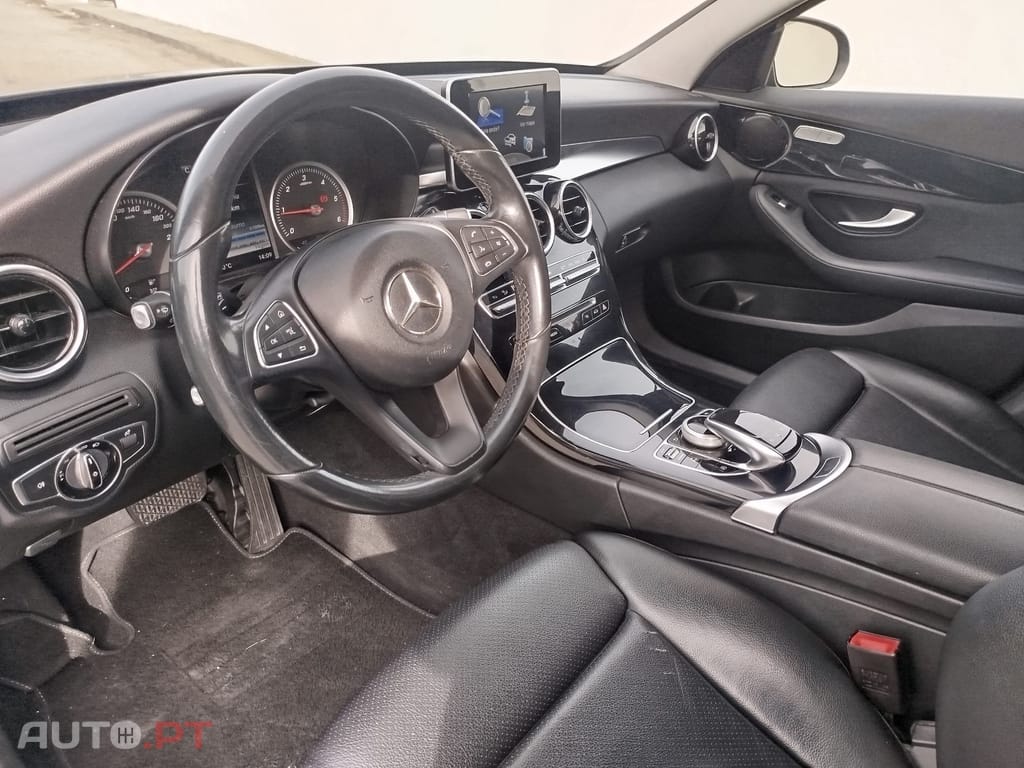 Mercedes-Benz C 200 (BlueTEC) d Station 7G-TRONIC AMG Line