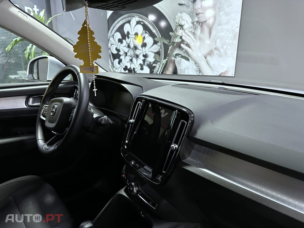 Volvo XC40 1.5 T5 PHEV Inscription Expression