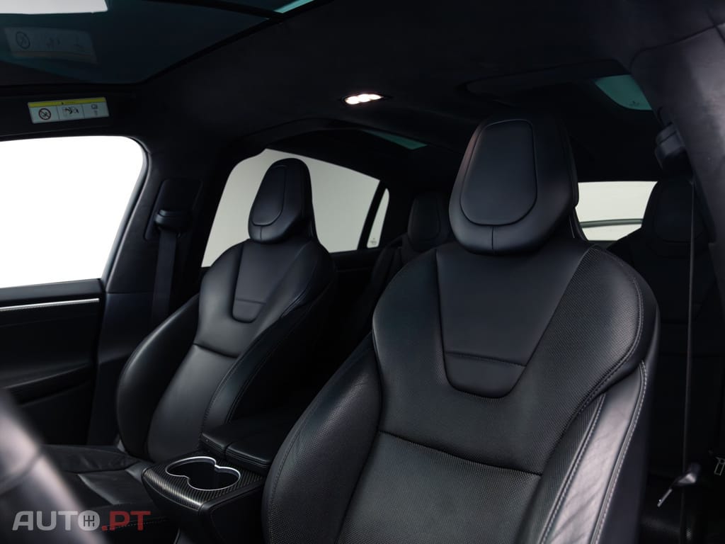 Tesla Model X P100D
