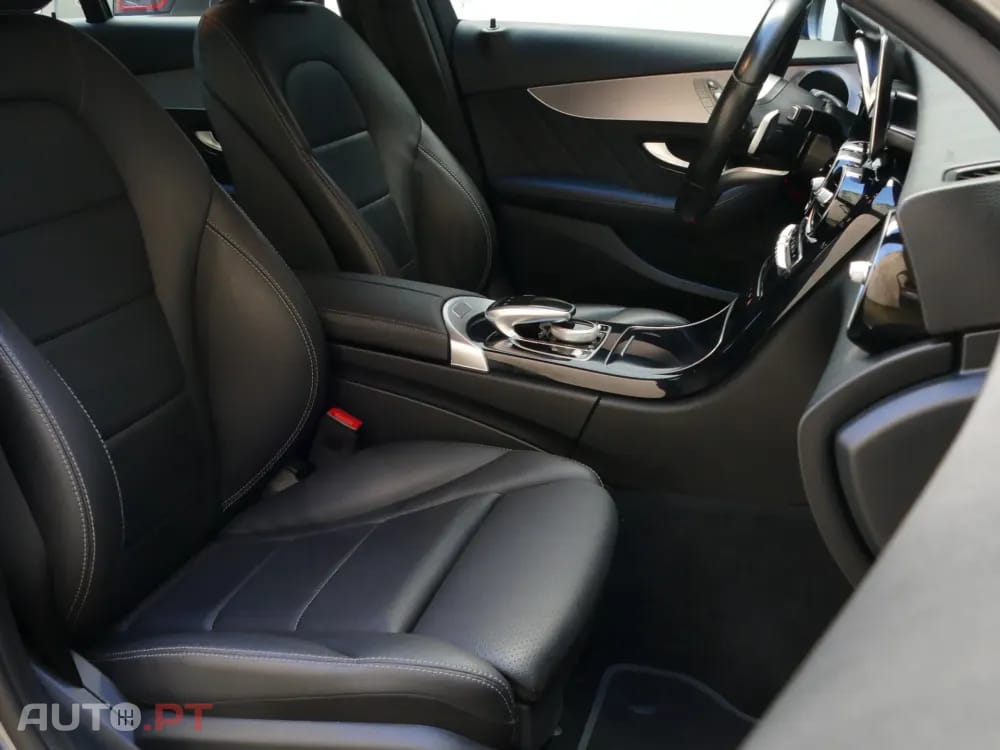 Mercedes-Benz C 300 de AMG Line
