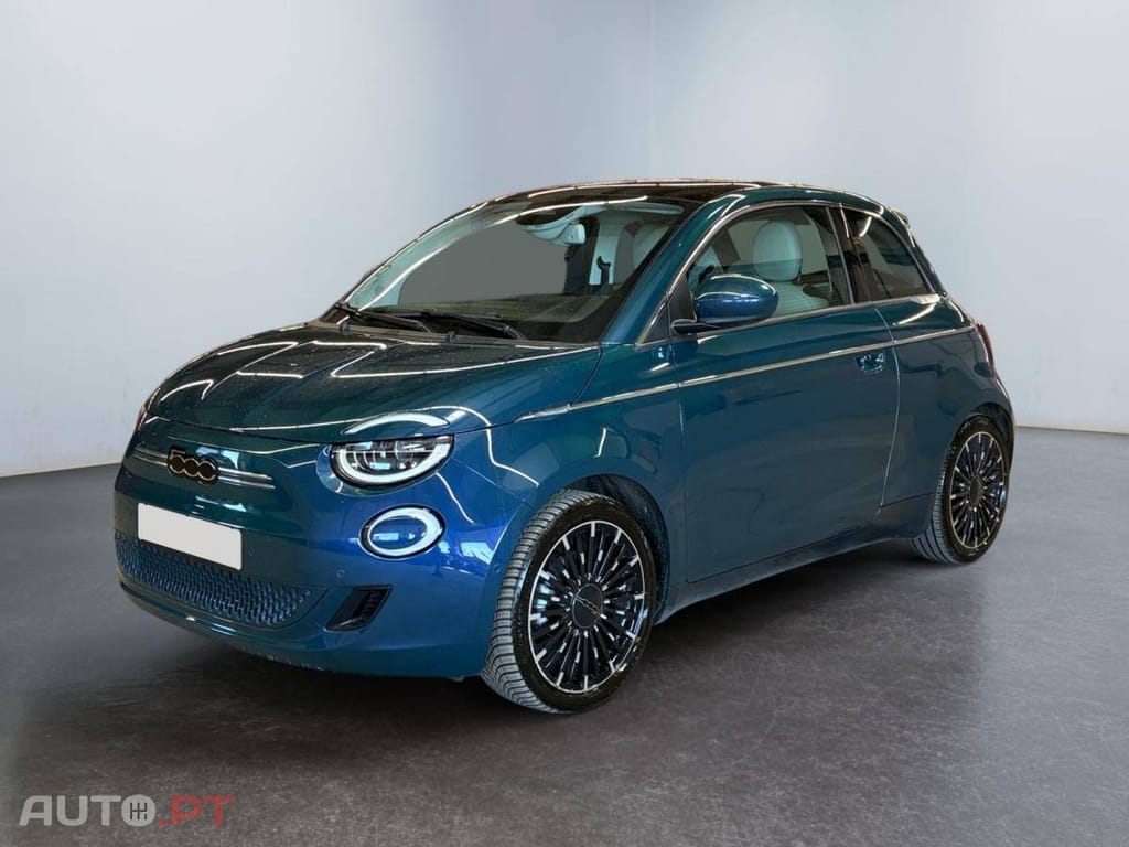 Fiat 500e La Prima