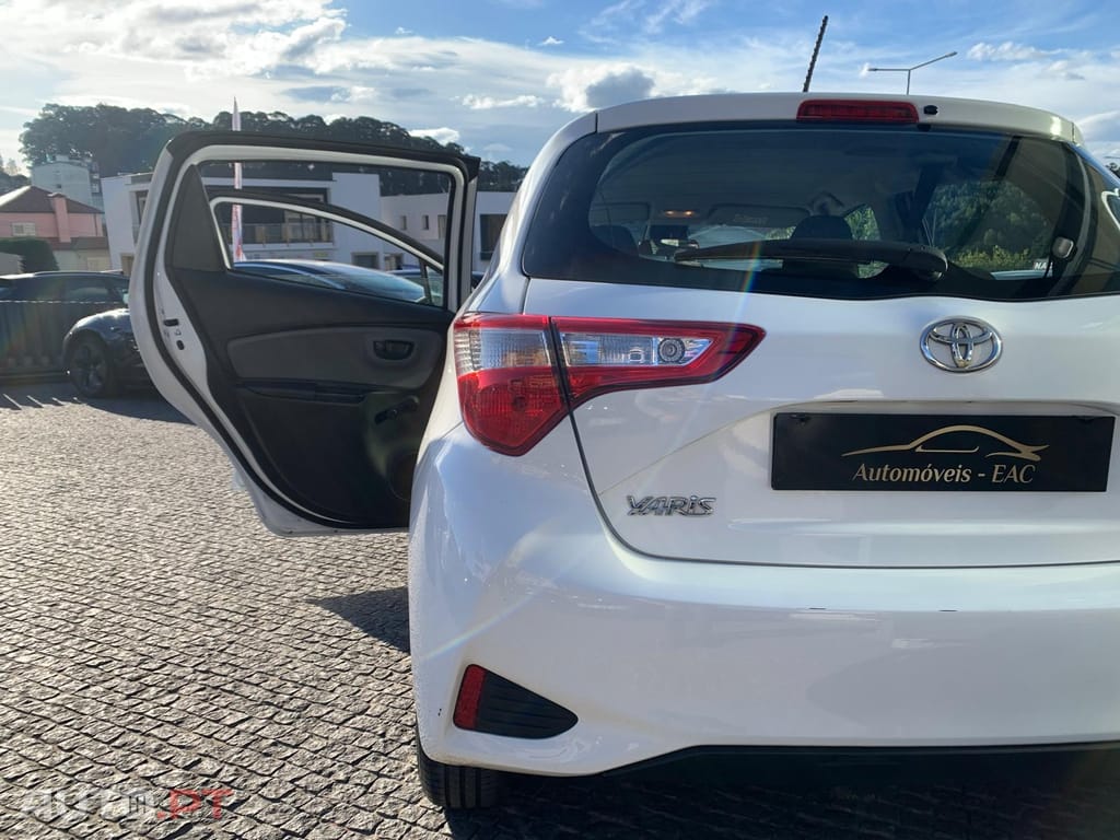 Toyota Yaris 1.0 VVT-i Active