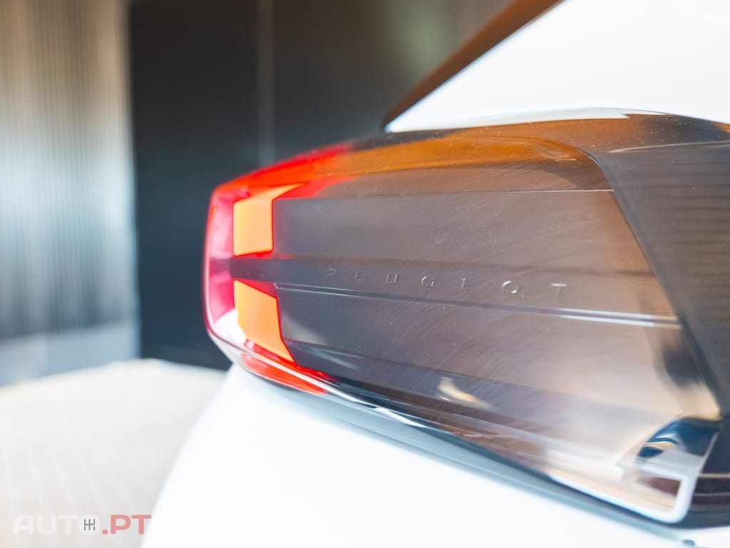 Peugeot 2008 1.2 PureTech Allure Pack EAT8