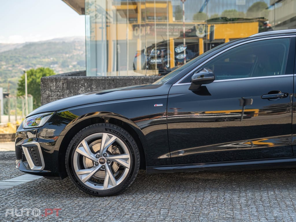 Audi A4 Avant 35 TDI S line S tronic