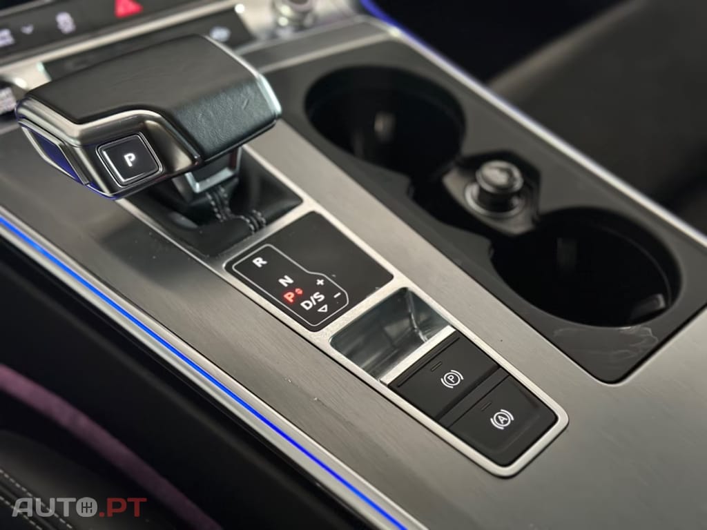 Audi A6 Avant 55 TFSIe quattro Sport