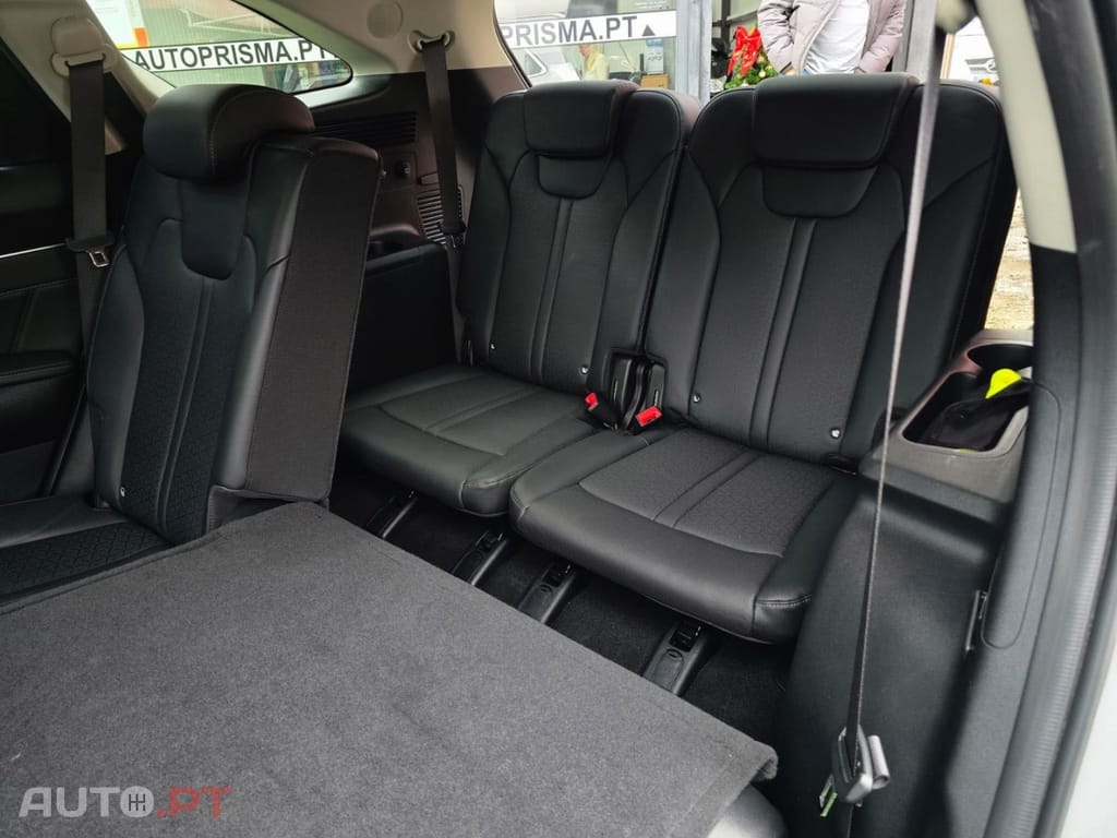 Kia Sorento 1.6 T-GDI HEV Concept