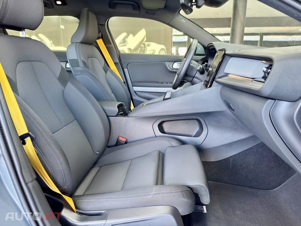 Polestar 2 Dual Motor Long Range 78 kWh AWD Performance